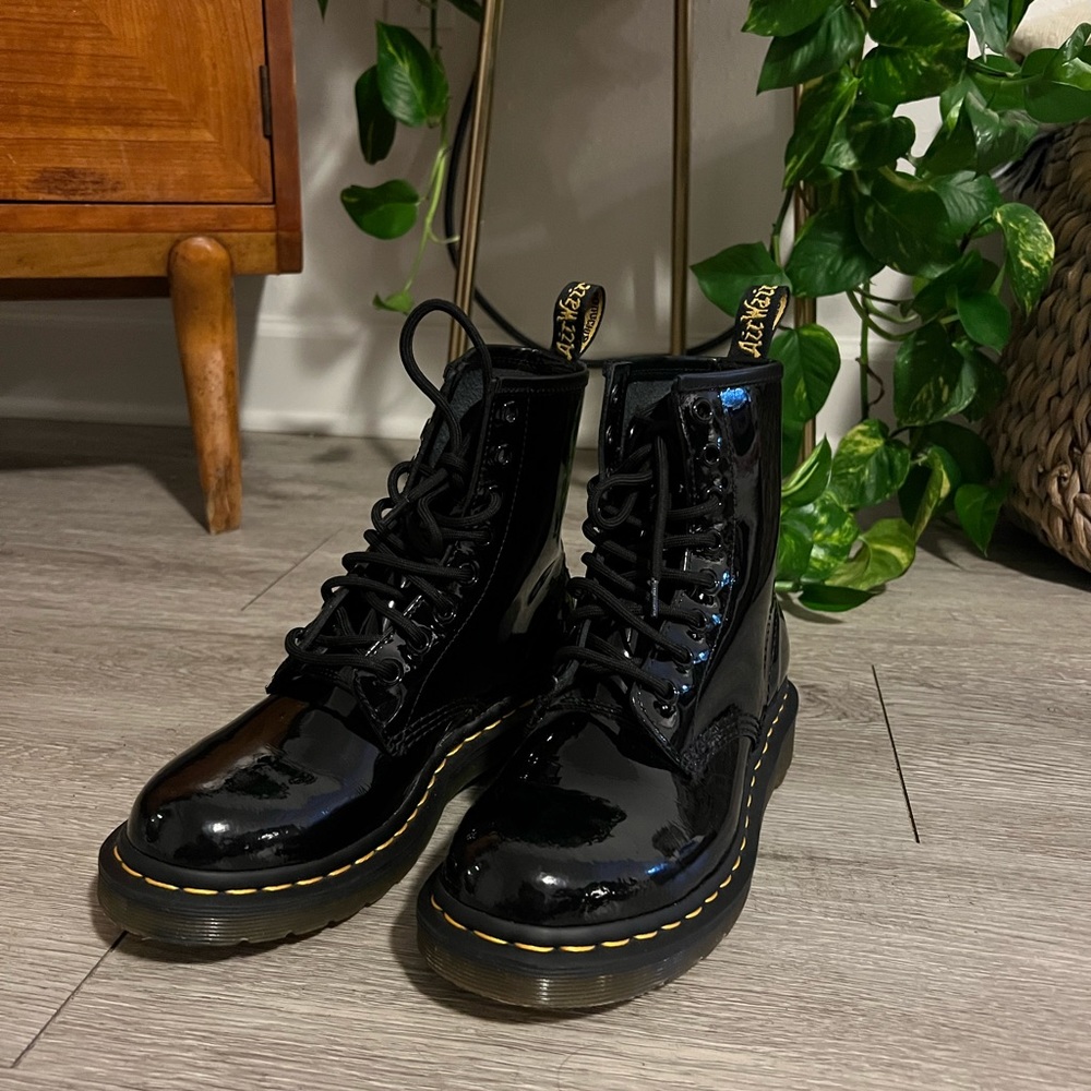 Like-new Dr. Martens combat boots.